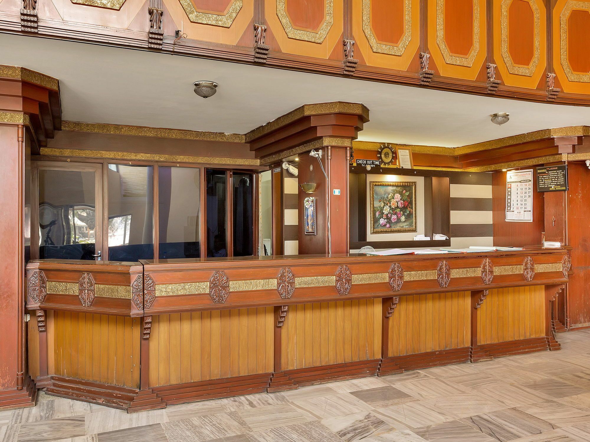 Oyo 10534 Hotel Kanishka Bangalore Bagian luar foto
